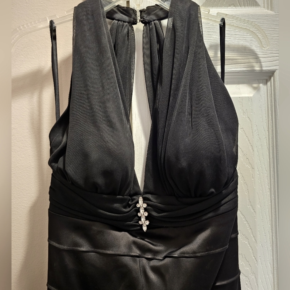 Betsey & Adam Linda Bernal Black Halter Maxi Cocktail Dress Rhinestone Satin.